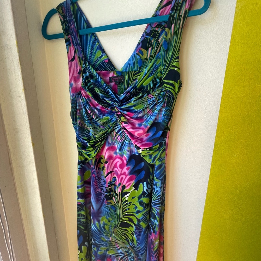 Dress - Picture 6 of 6